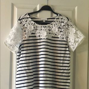 Nice and simple. T-shirt with lace detailing.